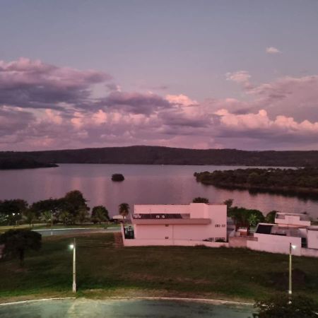 Enseada Nautico Apart Flat I Vista Para O Lago Corumba Caldas Novas Esterno foto