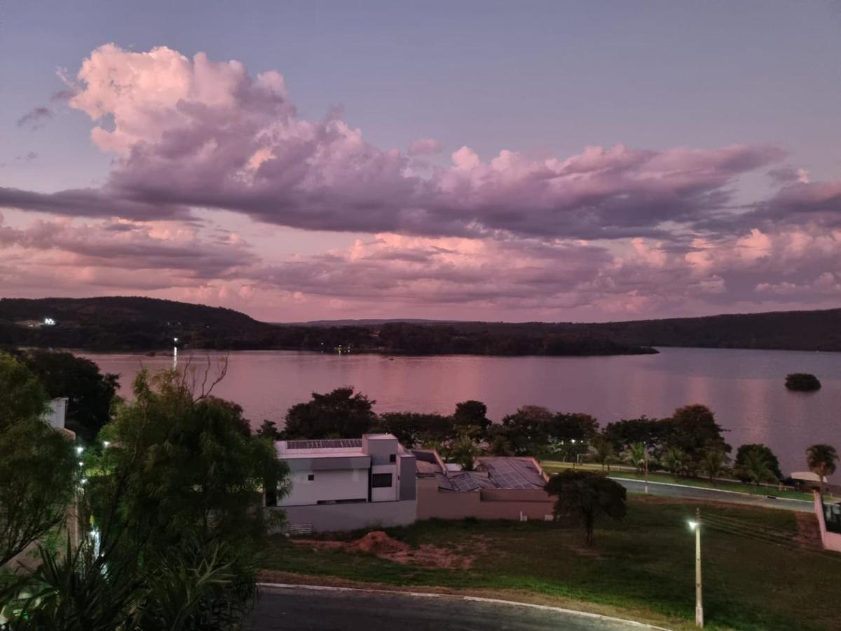 Enseada Nautico Apart Flat I Vista Para O Lago Corumba Caldas Novas Esterno foto